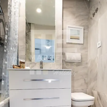 House 46 Duplex شقة ماربيا